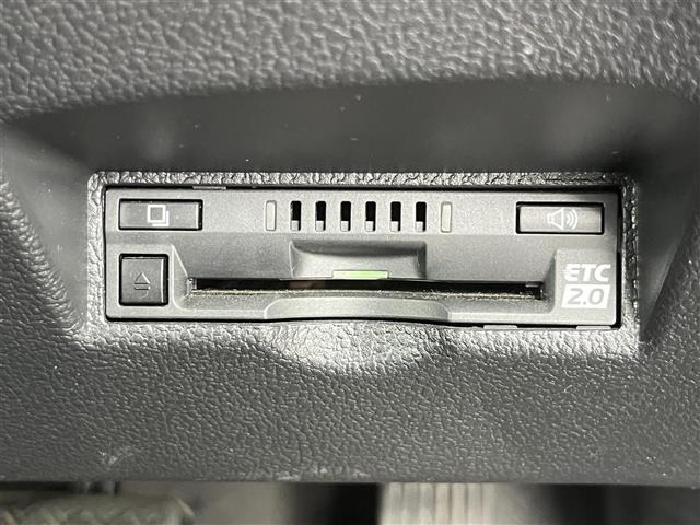 Toyota PRIUS 2017 6975610-12