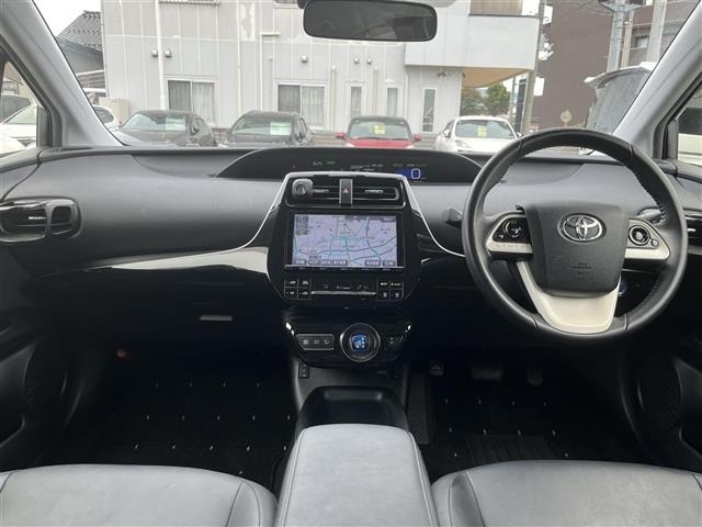 Toyota PRIUS 2017 6975610-14