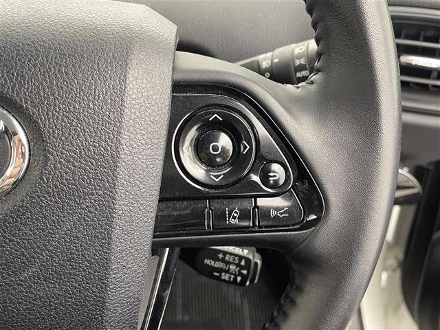 Toyota PRIUS 2019 6975626-11