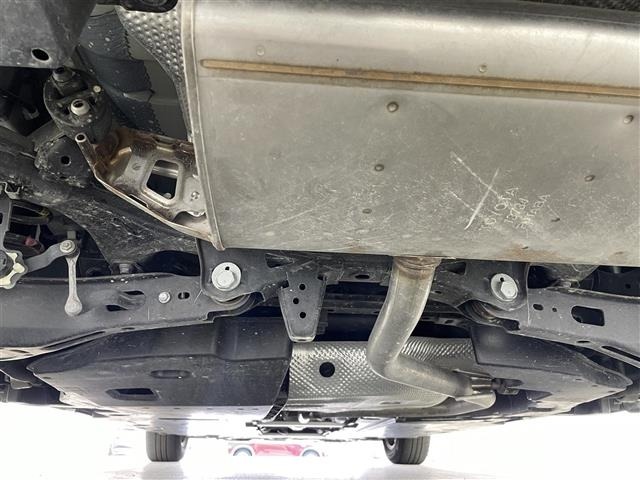 Toyota PRIUS 2019 6975626-13