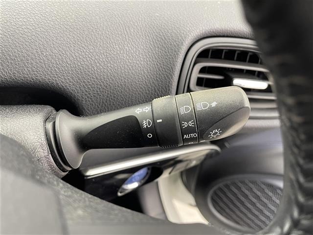 Toyota PRIUS 2019 6975626-20