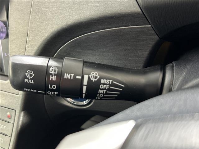 Toyota PRIUS 2014 6975641-7