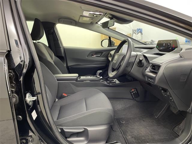 Toyota PRIUS 2024 6975650-22
