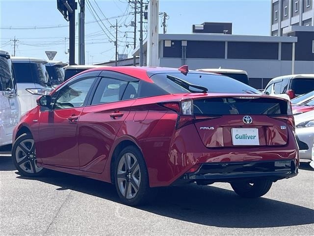 Toyota PRIUS 2019 6975657-13