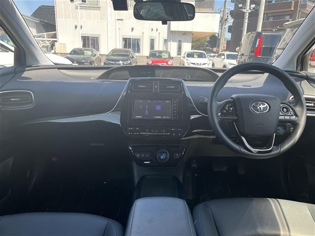 Toyota PRIUS 2019 6975657-14