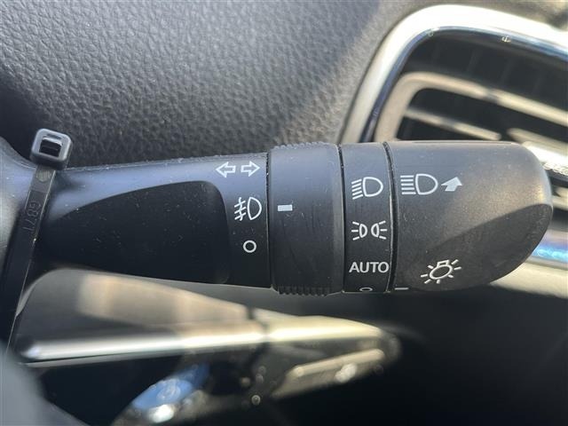 Toyota PRIUS 2019 6975657-7