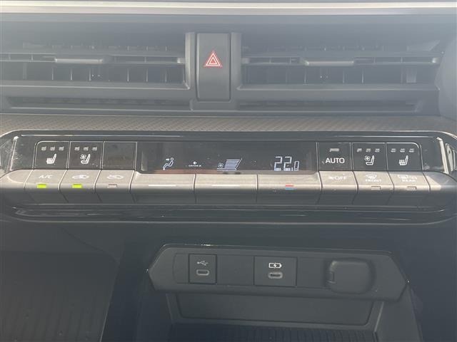 Toyota PRIUS 2024 6975677-22