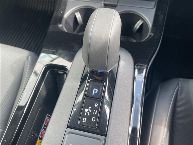 Toyota PRIUS 2024 6975677-5