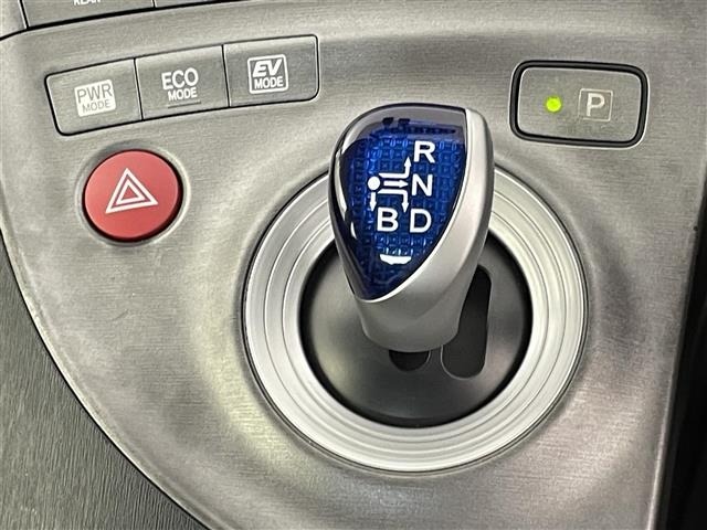 Toyota PRIUS 2012 6975690-2