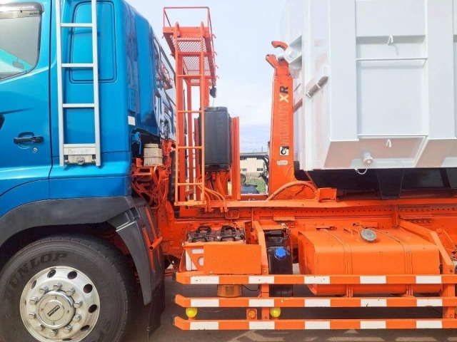 Hino PROFIA 2012 6977864-12