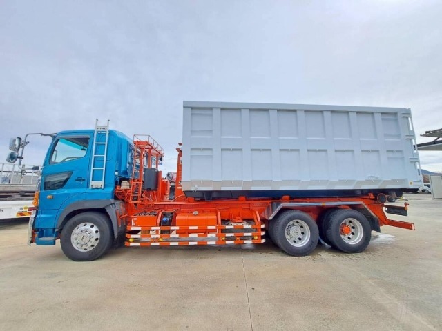 Hino PROFIA 2012 6977864-4