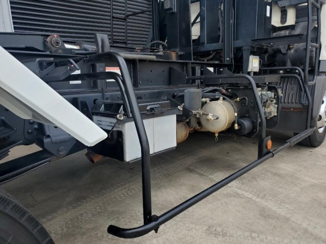 Hino RANGER 2013 7001641-17