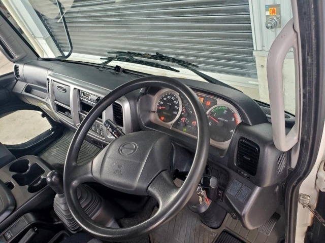 Hino RANGER 2013 7001641-4