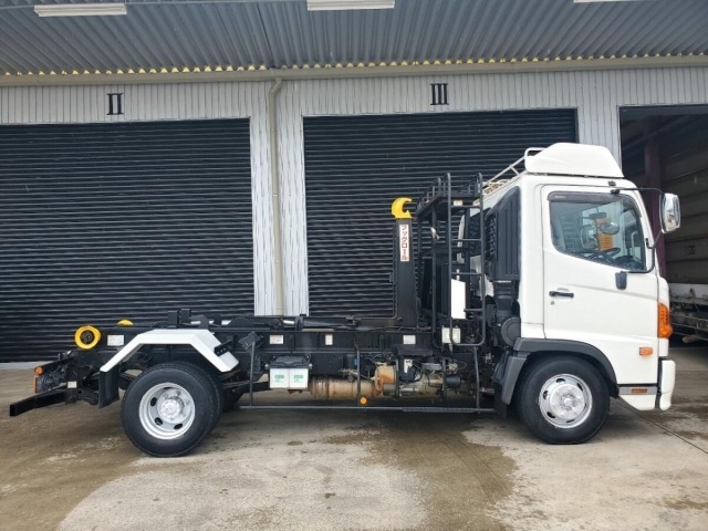 Hino RANGER 2013 7001656-2