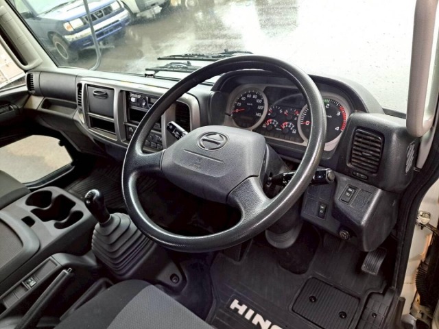 Hino RANGER 2017 7001661-4