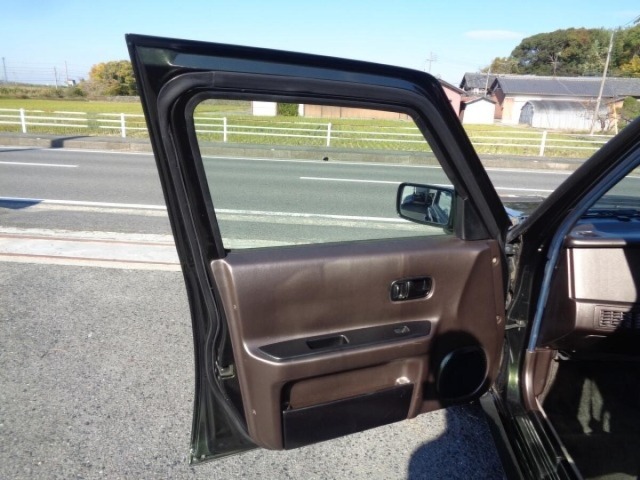 Nissan RASHEEN 1997 6984705-10