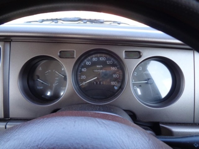 Nissan RASHEEN 1997 6984705-22