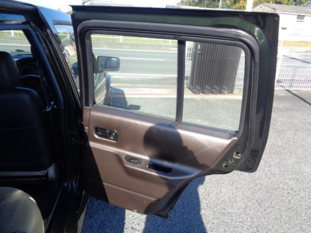 Nissan RASHEEN 1997 6984705-8