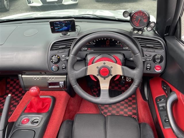 Honda S2000 2001 6985942-18