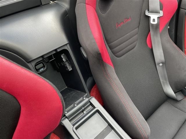 Honda S2000 2001 6985942-7