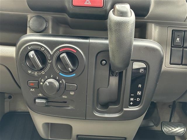 Mazda SCRUM VAN 2018 7002486-7