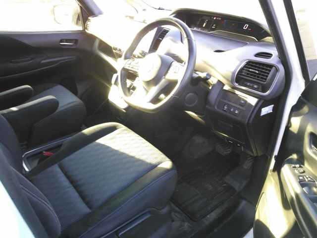 Nissan SERENA 2020 6978482-3