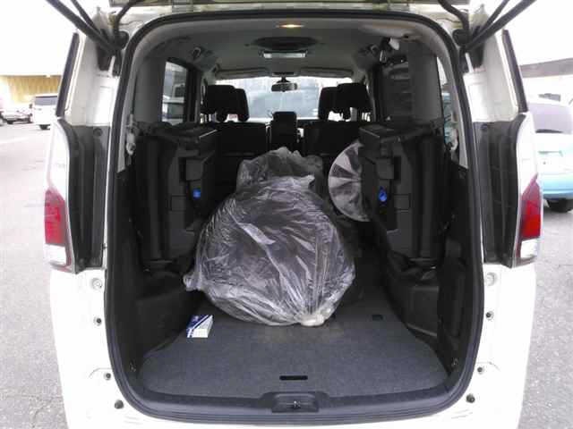 Nissan SERENA 2018 6978483-10
