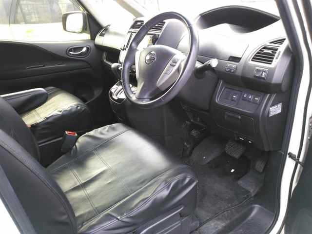 Nissan SERENA 2014 6978494-3