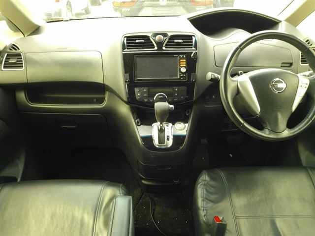 Nissan SERENA 2014 6978494-8