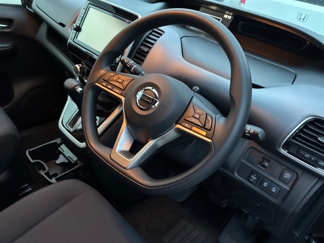 Nissan SERENA 2019 6978532-3