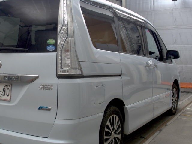 Nissan SERENA 2014 6978551-5