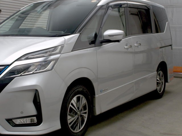 Nissan SERENA 2021 6978563-4