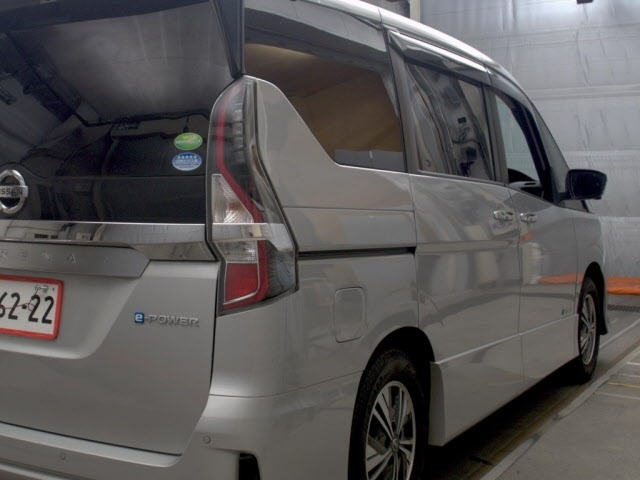 Nissan SERENA 2021 6978563-5