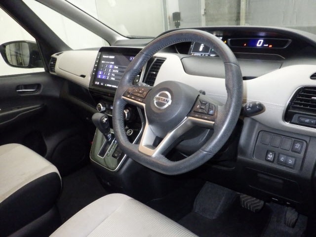 Nissan SERENA 2020 6978594-3