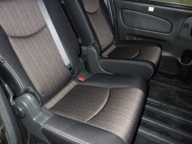 Nissan SERENA 2015 6978605-8