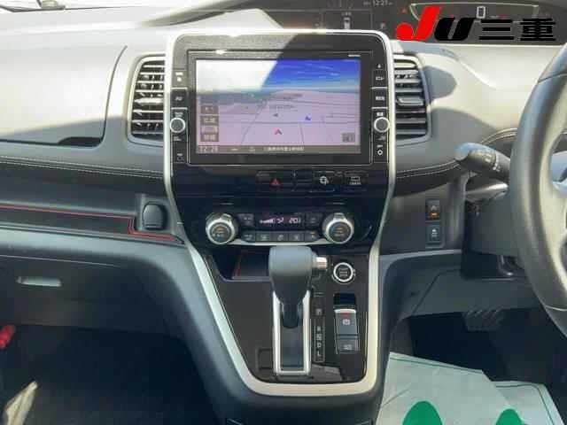 Nissan SERENA 2018 6978631-11