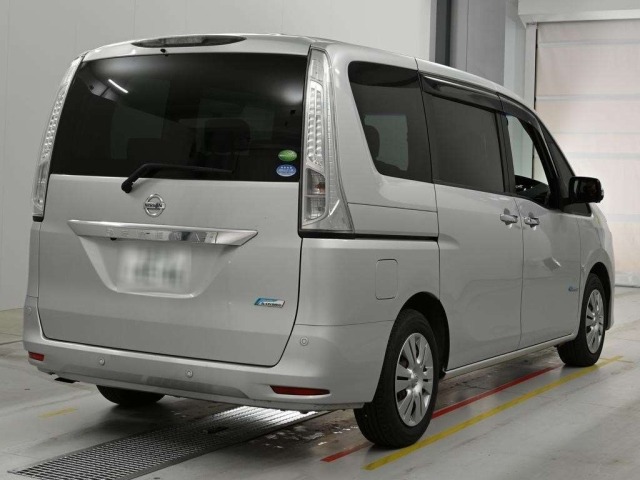 Nissan SERENA 2014 6978642-1