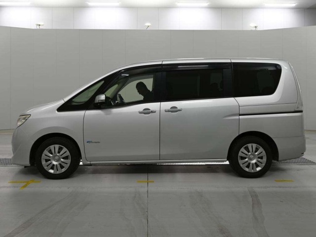 Nissan SERENA 2014 6978642-4