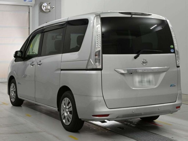 Nissan SERENA 2014 6978642-6