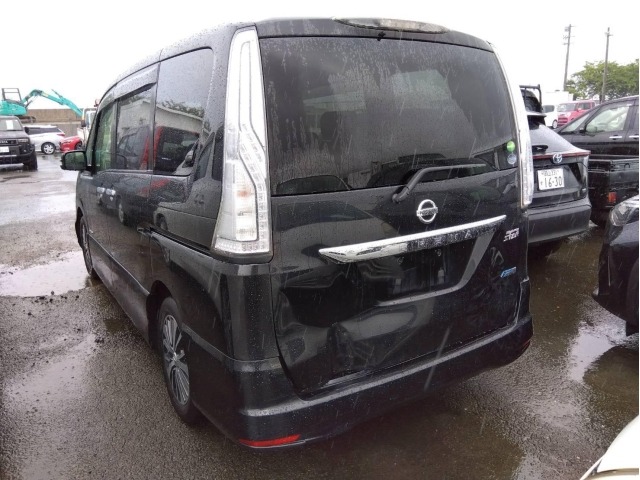 Nissan SERENA 2013 6978809-1