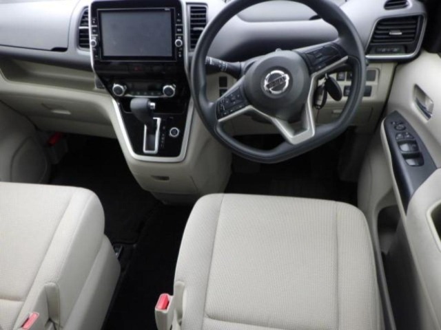 Nissan SERENA 2019 6978820-2