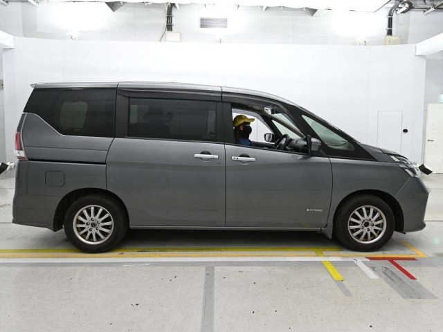 Nissan SERENA 2020 6978841-3