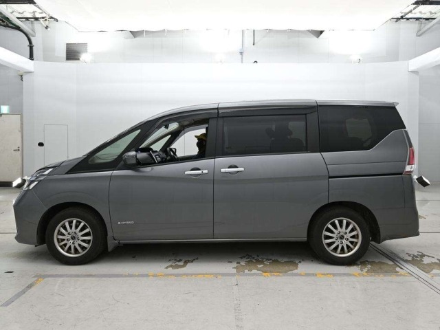 Nissan SERENA 2020 6978841-4