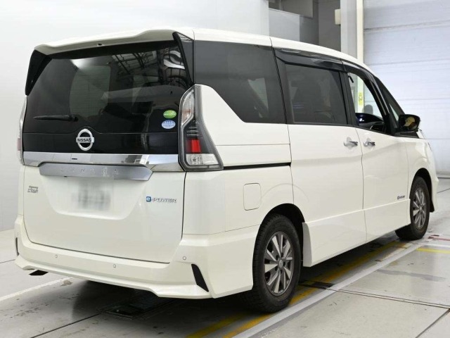 Nissan SERENA 2018 6978855-1