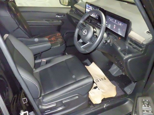Nissan SERENA 2024 6978886-3