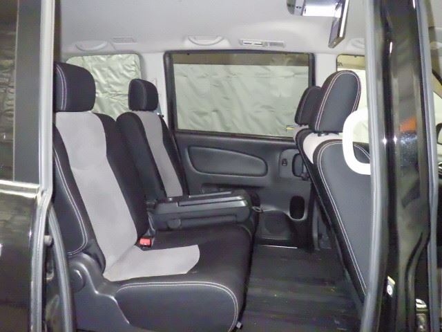 Nissan SERENA 2012 6978921-5