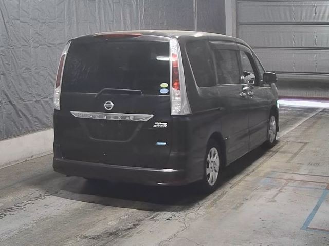 Nissan SERENA 2011 6978934-1