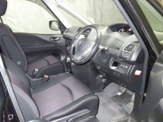 Nissan SERENA 2012 6978935-3