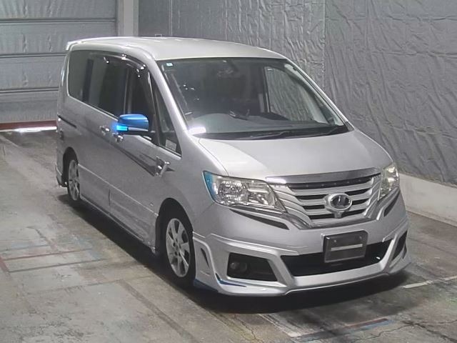 Nissan SERENA 2012 6978936-6