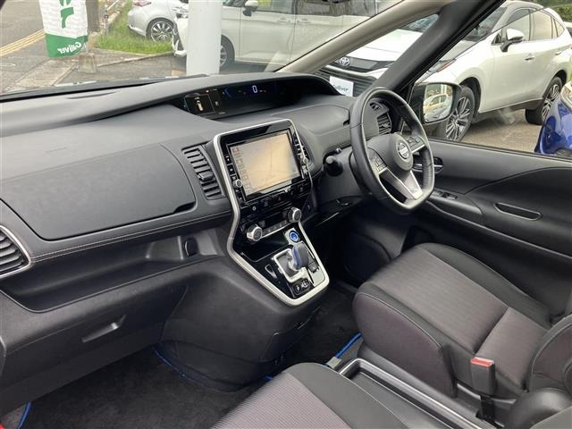 Nissan SERENA 2019 6979080-10